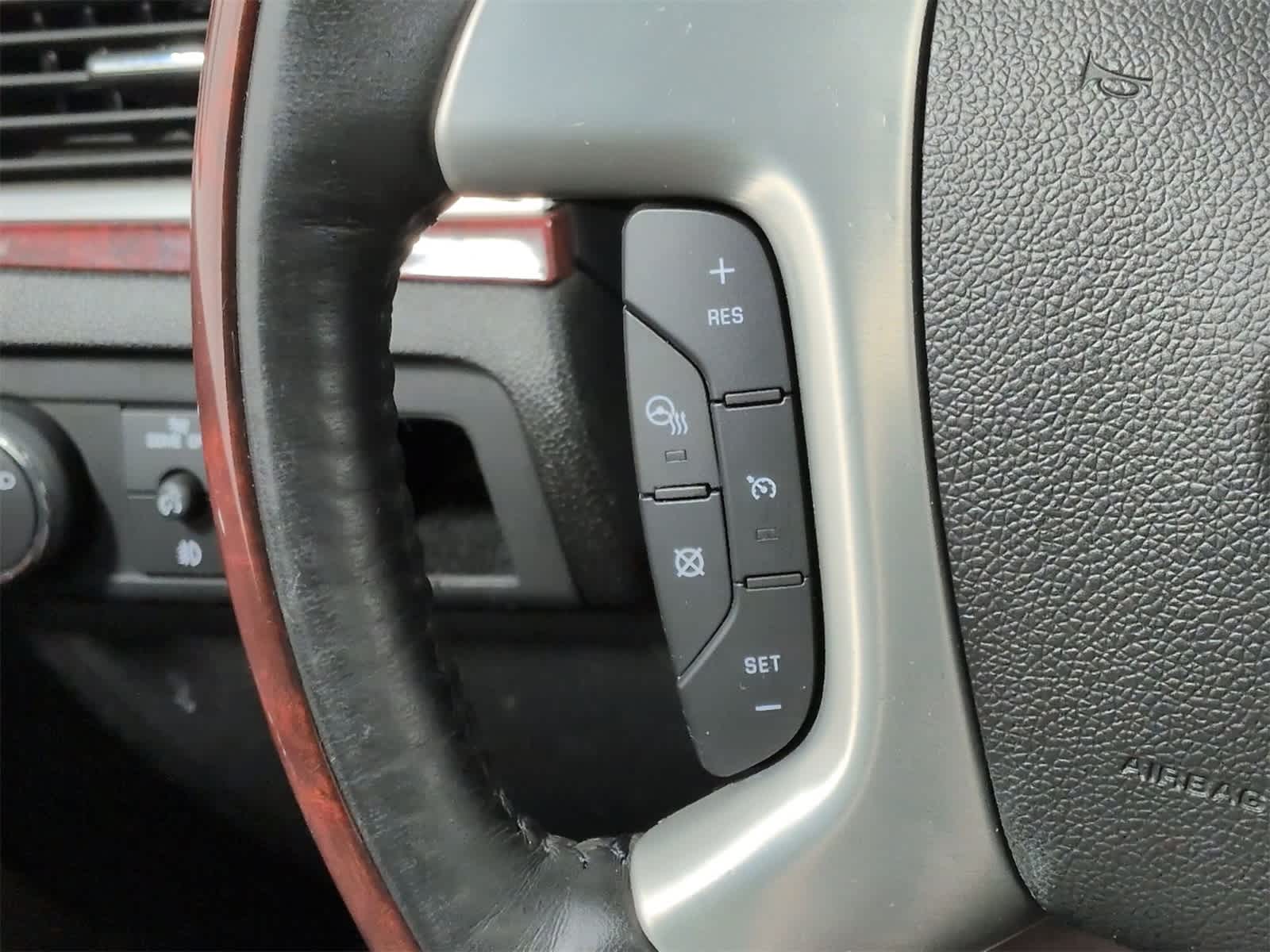 Thumbnail: 2012 Cadillac Escalade - 26