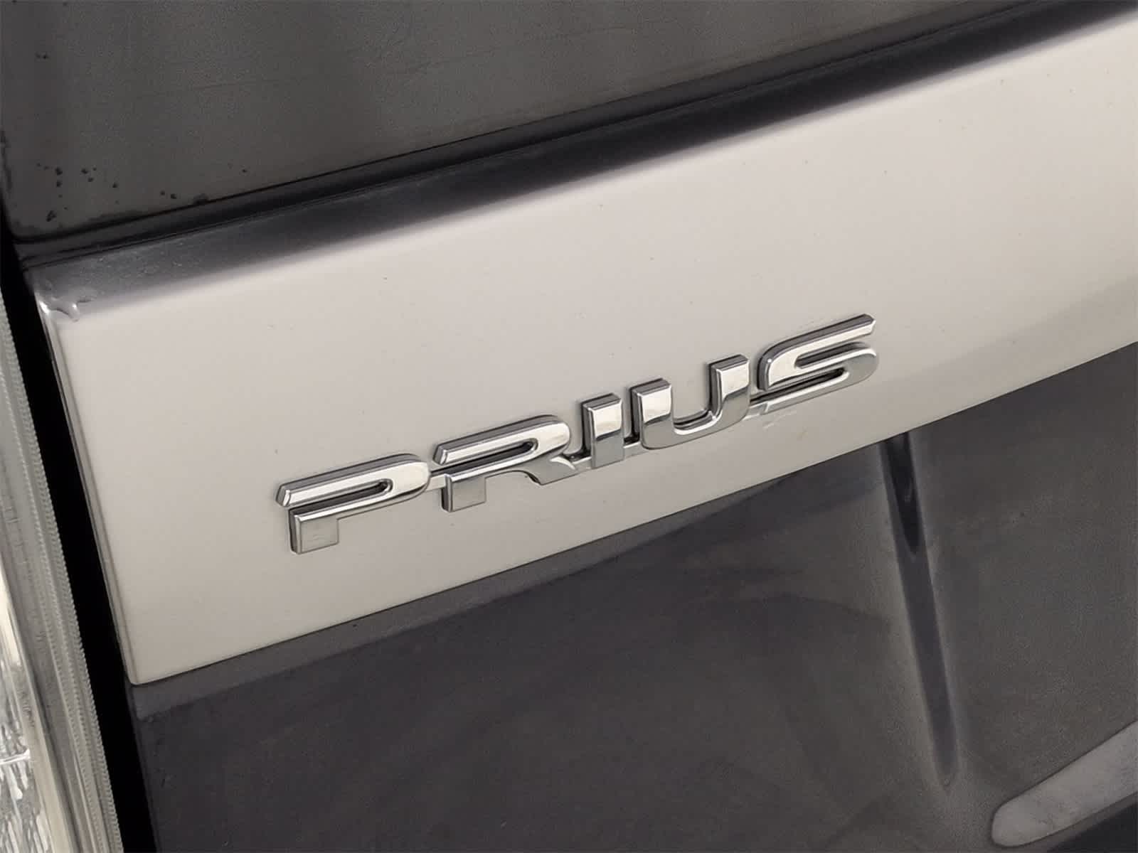 Thumbnail: 2015 Toyota Prius - 13