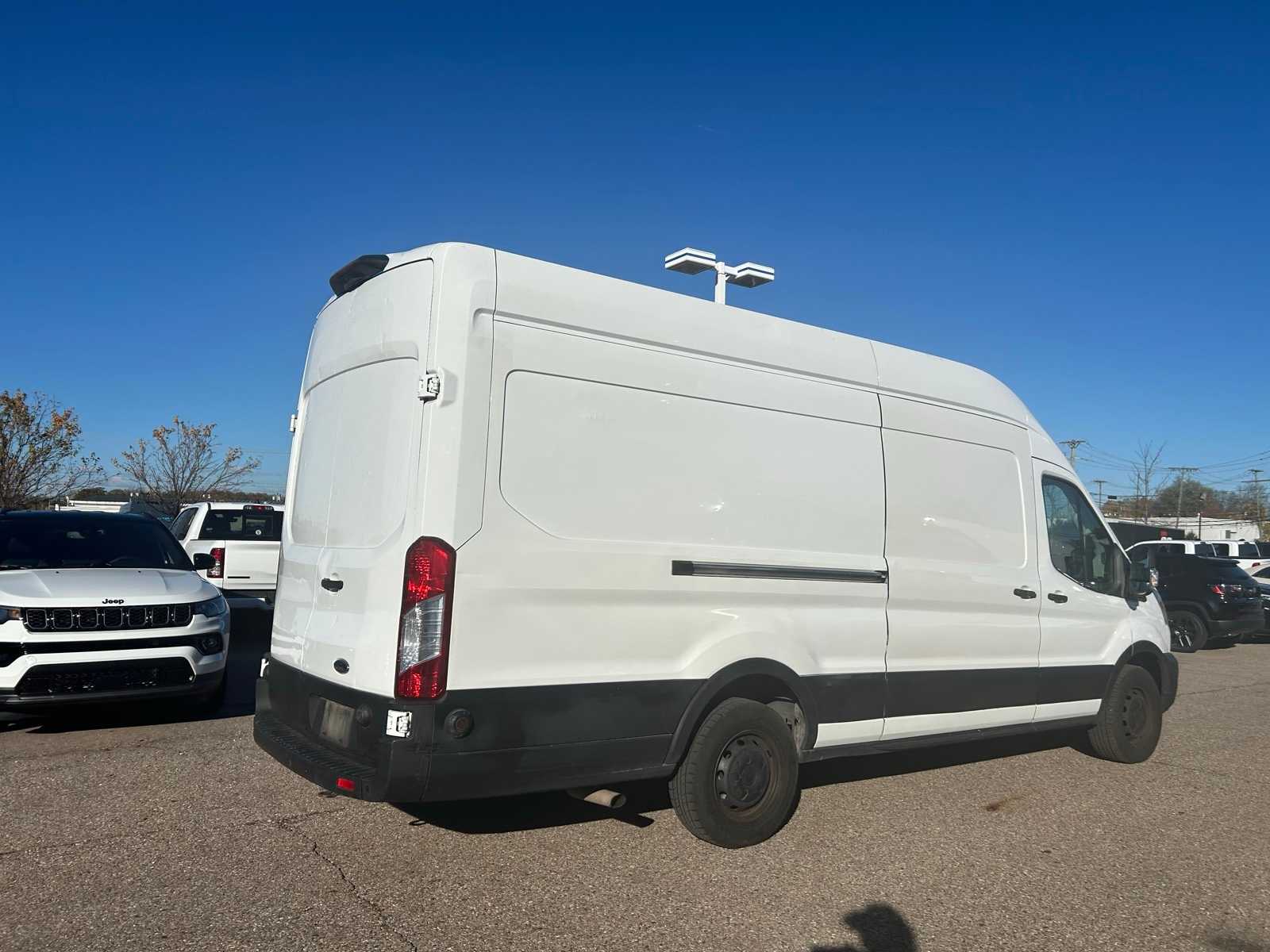 Thumbnail: 2020 Ford Transit Series - 18