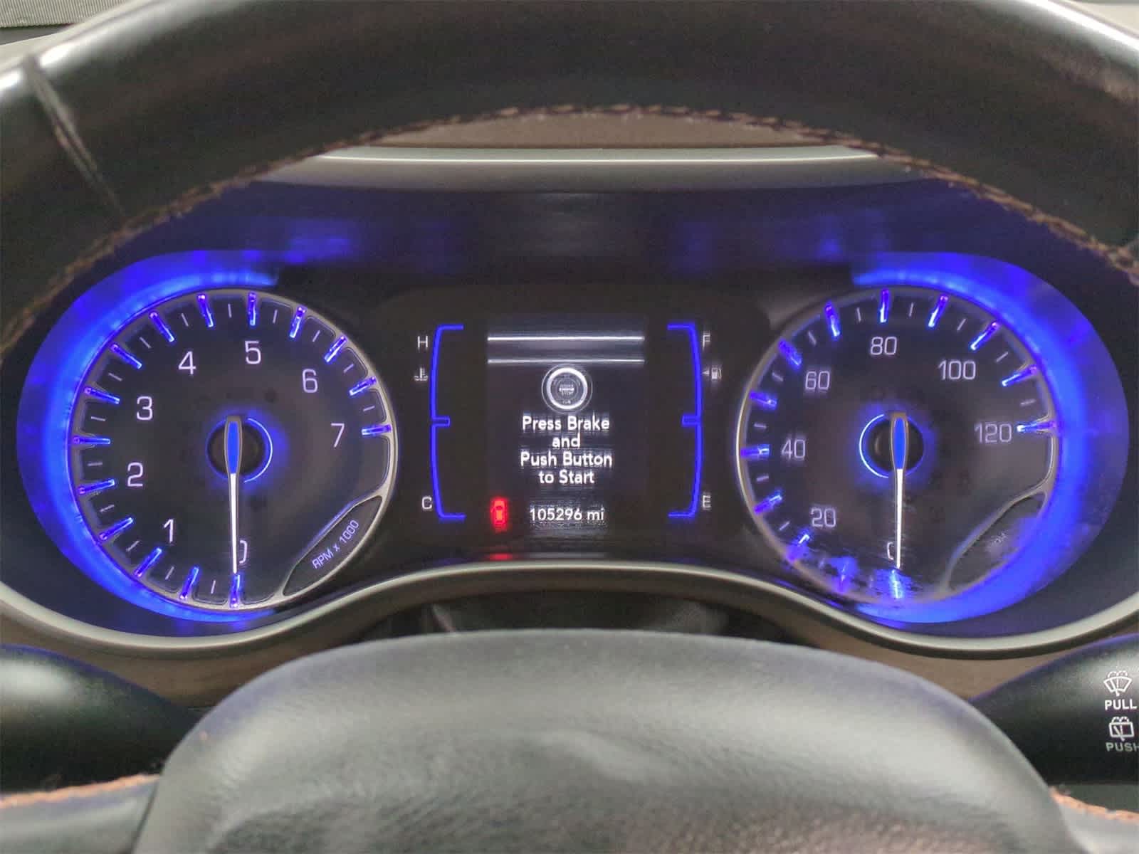 Thumbnail: 2018 Chrysler Pacifica - 32