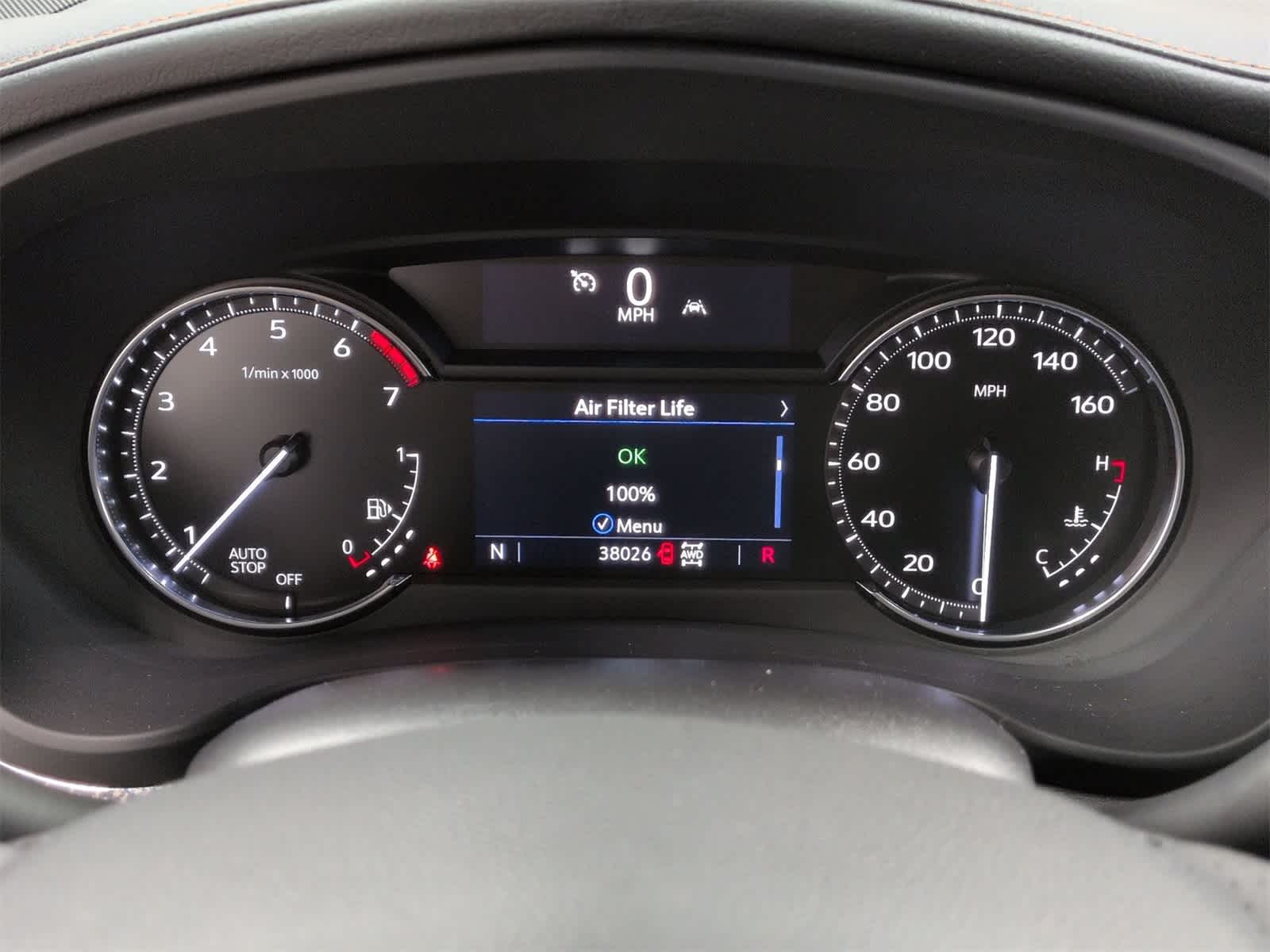 Thumbnail: 2022 Cadillac XT4 - 32