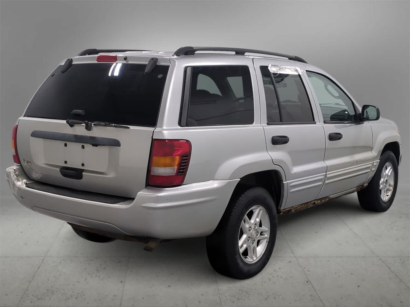 Thumbnail: 2004 Jeep Grand Cherokee - 8