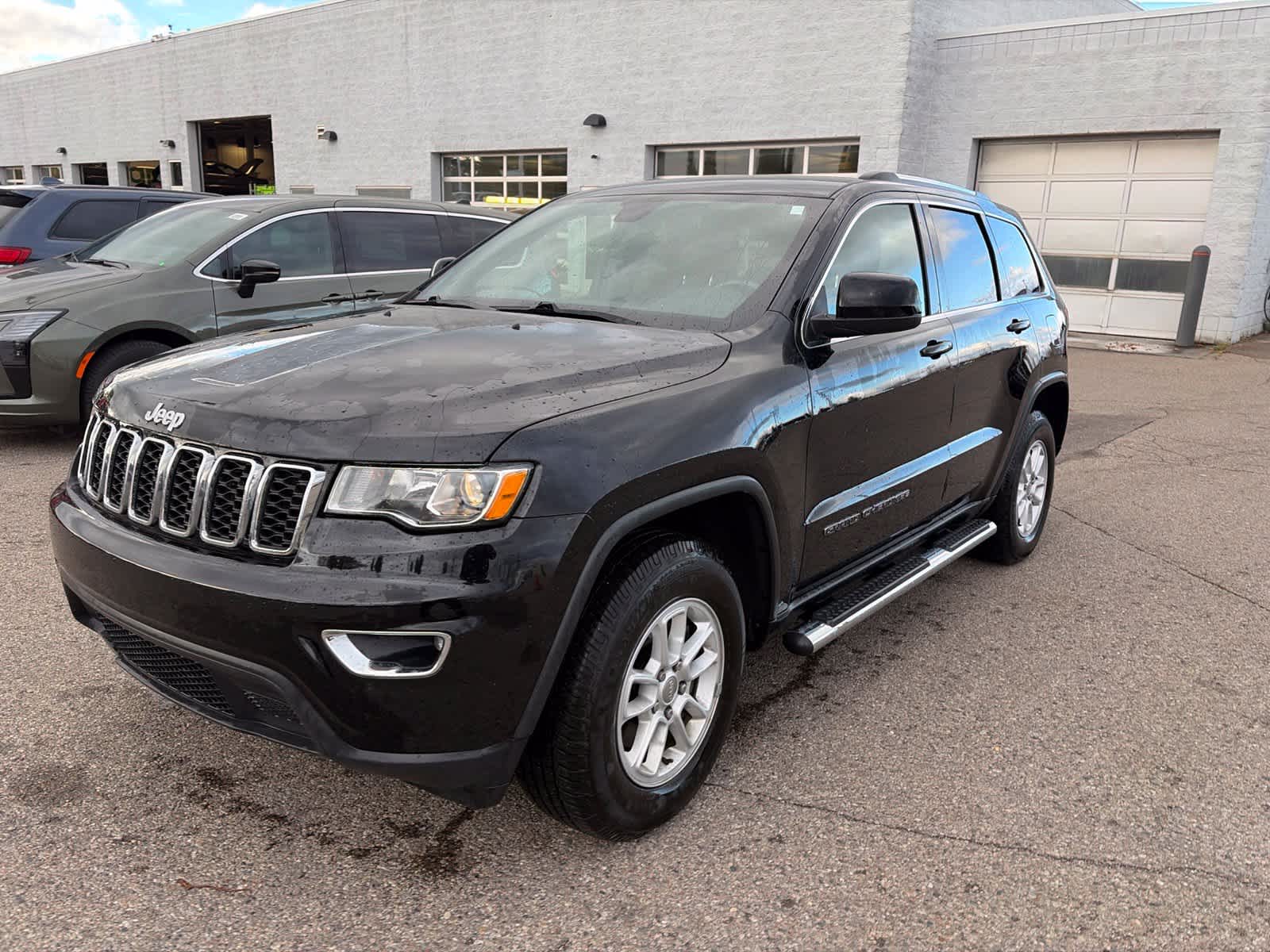 2019 Jeep Grand Cherokee Laredo E