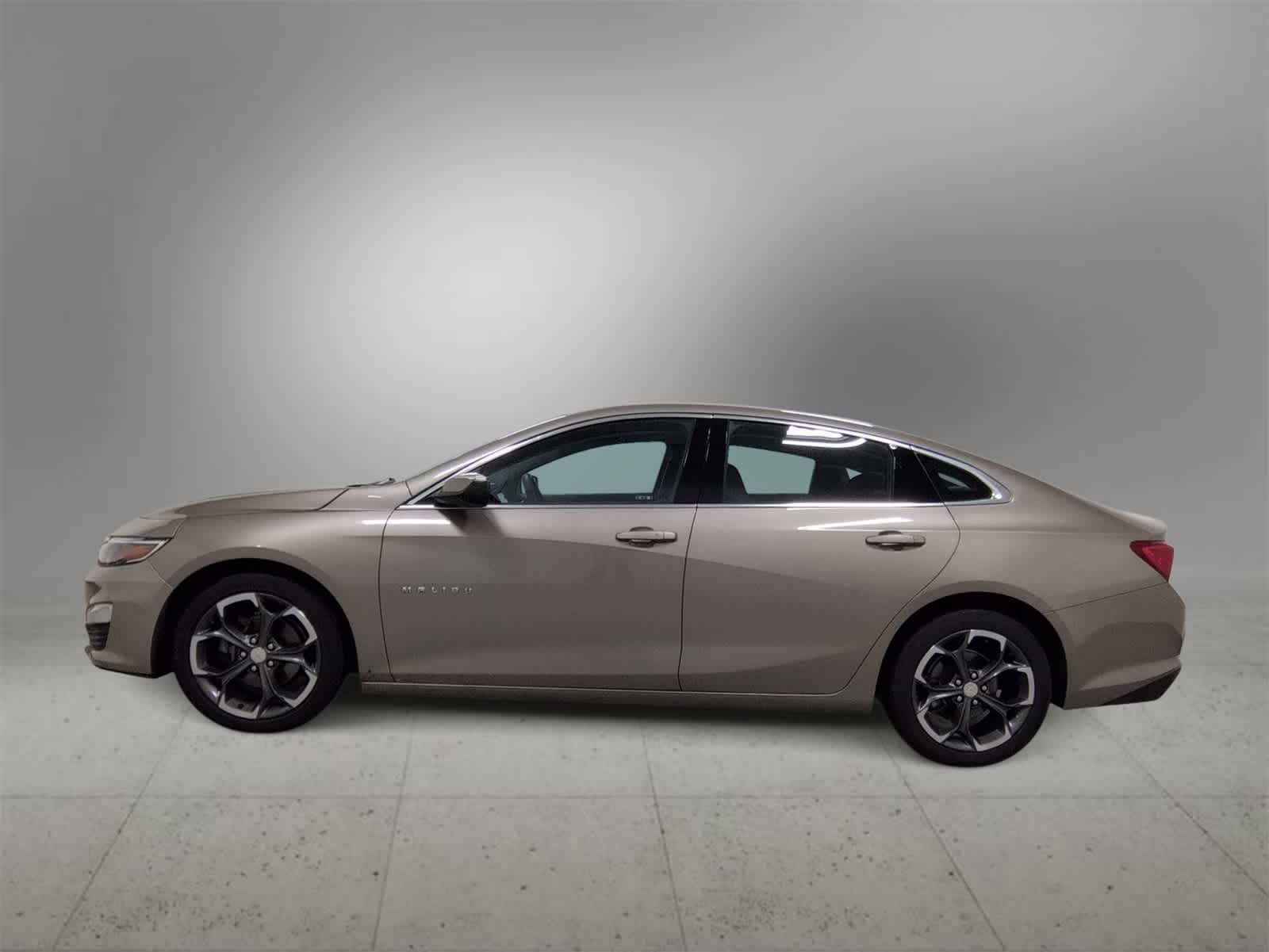 Thumbnail: 2023 Chevrolet Malibu - 5