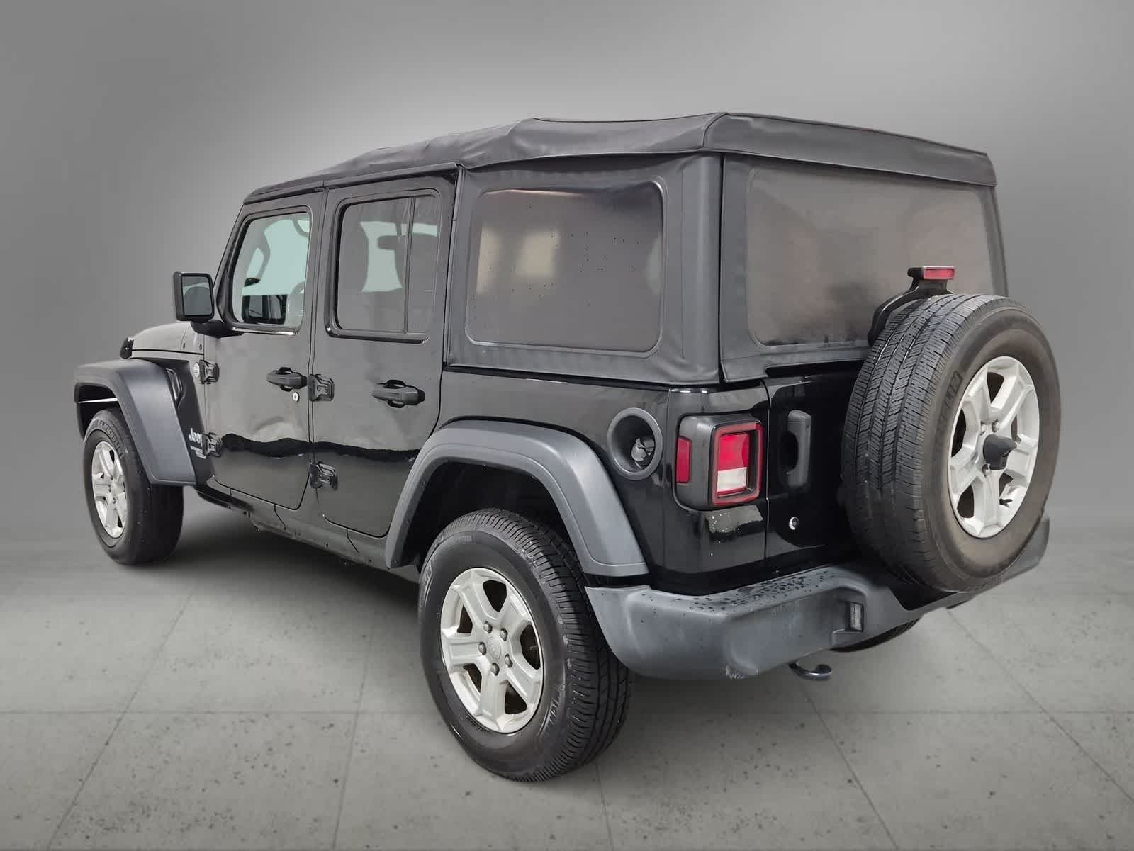 Thumbnail: 2018 Jeep Wrangler - 6