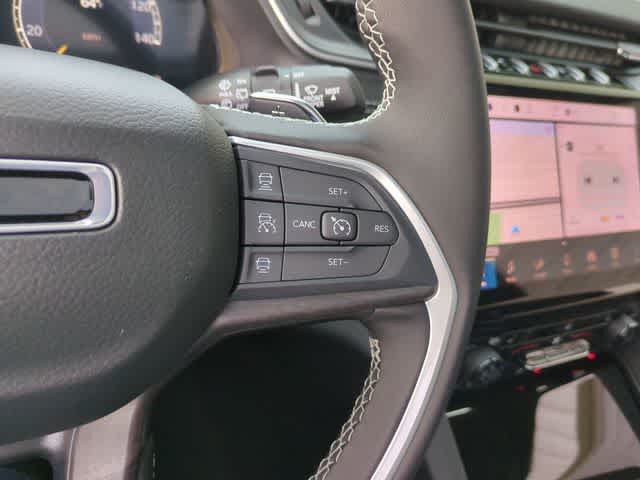 Thumbnail: 2025 Jeep Grand Cherokee L - 26