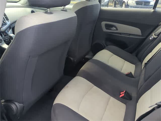 Thumbnail: 2012 Chevrolet Cruze - 18