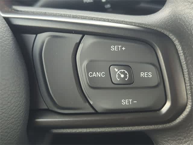 Thumbnail: 2026 Jeep Gladiator - 24