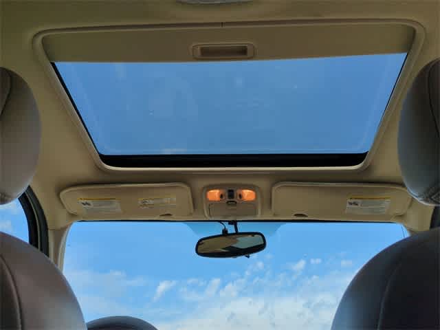 Thumbnail: 2005 Ford Escape - 22