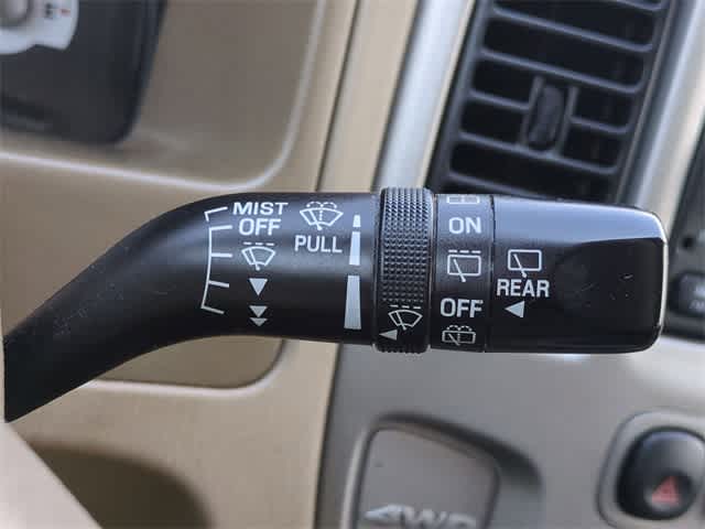Thumbnail: 2005 Ford Escape - 27