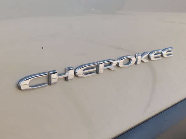 Thumbnail: 2014 Jeep Cherokee - 13