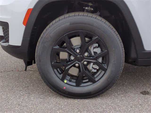 Thumbnail: 2025 Jeep Grand Cherokee L - 13