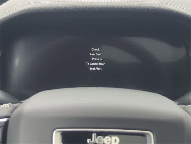 Thumbnail: 2026 Jeep Grand Cherokee - 35