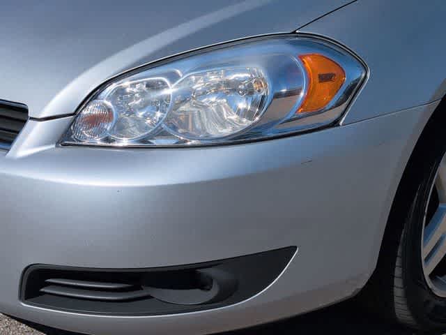 Thumbnail: 2011 Chevrolet Impala - 11