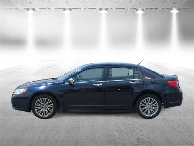 Thumbnail: 2012 Chrysler 200 - 5