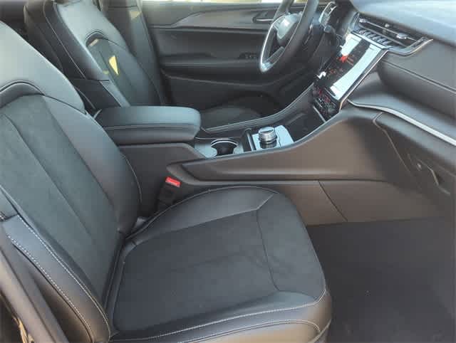 Thumbnail: 2025 Jeep Grand Cherokee - 23