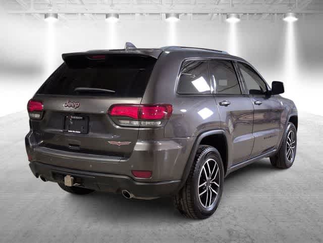 Thumbnail: 2020 Jeep Grand Cherokee - 8