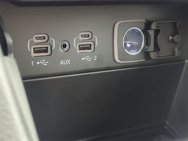 Thumbnail: 2025 Jeep Grand Cherokee - 33