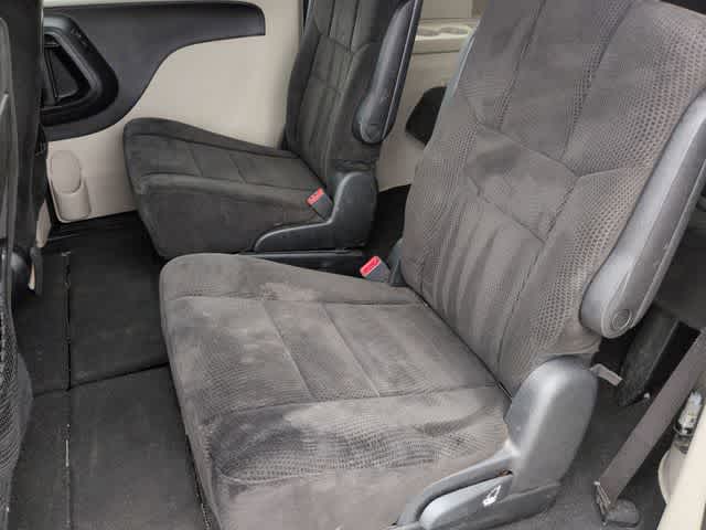 Thumbnail: 2014 Dodge Grand Caravan - 18