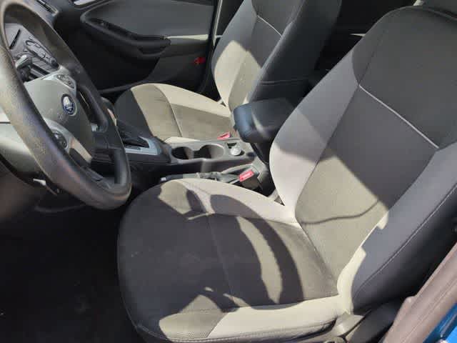 Thumbnail: 2014 Ford Focus - 14