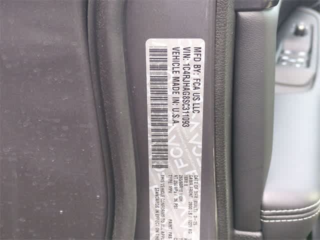 2025 Jeep Grand Cherokee Altitude 37