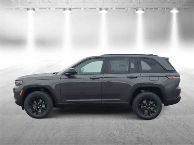 Thumbnail: 2025 Jeep Grand Cherokee - 5