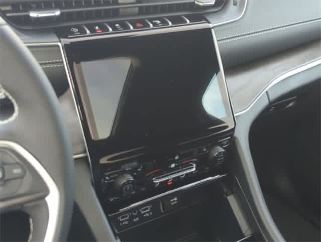 Thumbnail: 2025 Jeep Grand Cherokee - 29