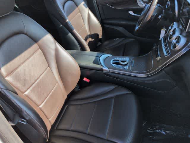 Thumbnail: 2018 Mercedes-Benz GLC - 23