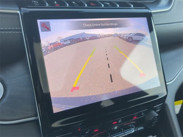 Thumbnail: 2025 Jeep Grand Cherokee - 30