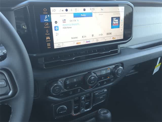 Thumbnail: 2025 Jeep Wrangler - 27