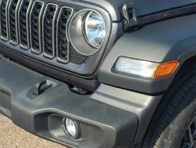 Thumbnail: 2025 Jeep Wrangler - 11