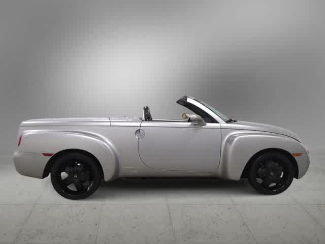 Thumbnail: 2005 Chevrolet SSR - 9