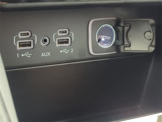 Thumbnail: 2025 Jeep Grand Cherokee - 31