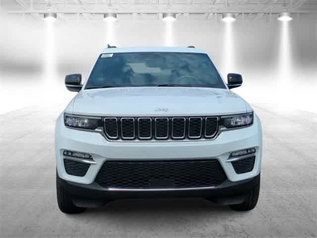 Thumbnail: 2024 Jeep Grand Cherokee - 3
