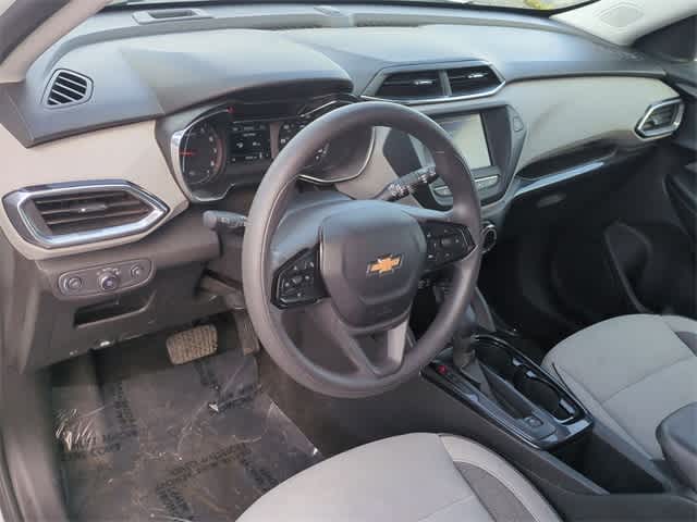 Thumbnail: 2023 Chevrolet TrailBlazer - 10