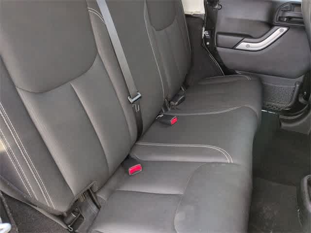 Thumbnail: 2016 Jeep Wrangler - 21