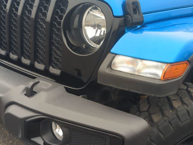 Thumbnail: 2022 Jeep Gladiator - 11