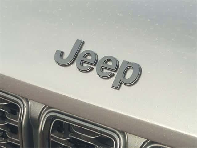 Thumbnail: 2025 Jeep Grand Cherokee L - 12