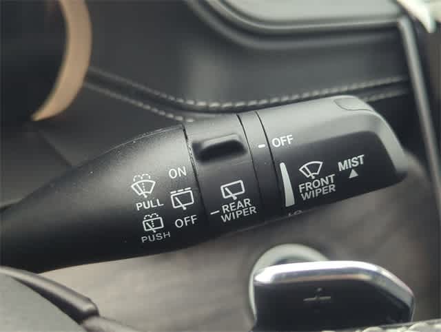 Thumbnail: 2025 Jeep Grand Cherokee - 25