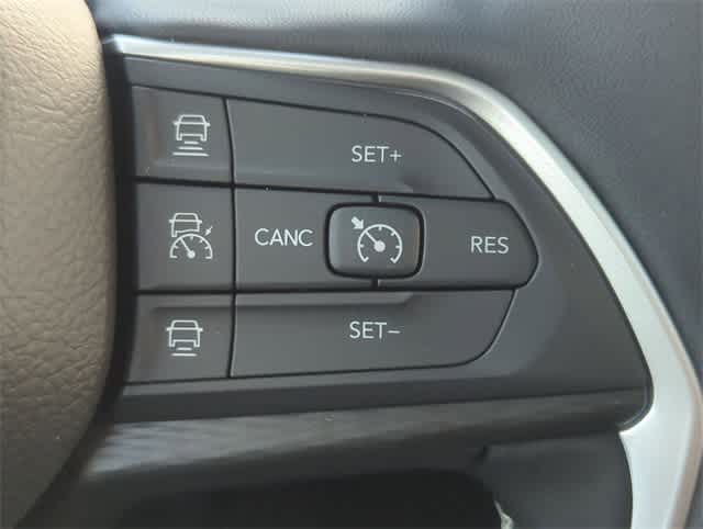 Thumbnail: 2025 Jeep Grand Cherokee - 26