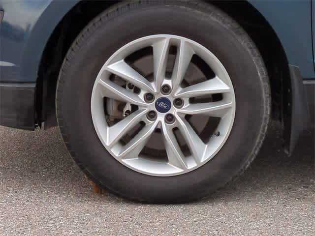 Thumbnail: 2016 Ford Edge - 14