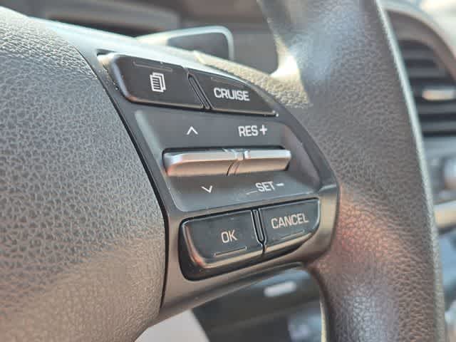 Thumbnail: 2020 Hyundai Elantra - 24