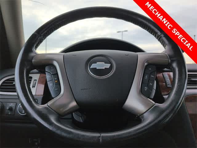 Thumbnail: 2013 Chevrolet Avalanche 1500 - 24