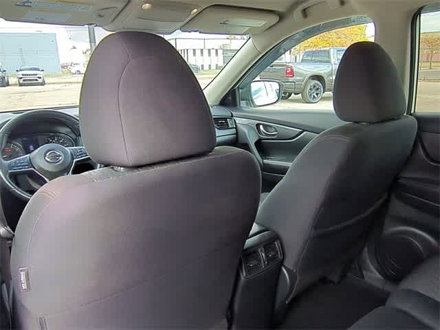 Thumbnail: 2020 Nissan Rogue - 17