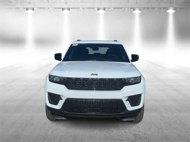 Thumbnail: 2025 Jeep Grand Cherokee - 3