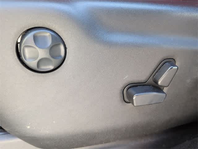 Thumbnail: 2017 Dodge Durango - 18