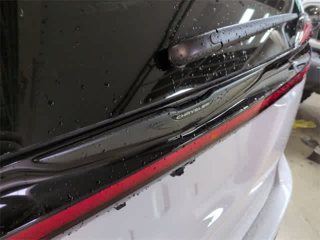 Thumbnail: 2026 Chrysler Pacifica - 12