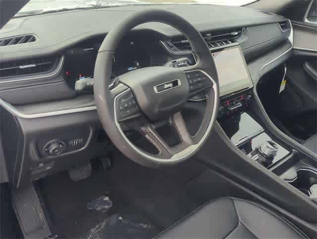 Thumbnail: 2025 Jeep Grand Cherokee - 10