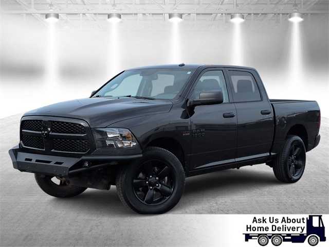 2015 RAM 1500 Express -
                  Garden City, MI