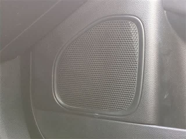 Thumbnail: 2012 Chrysler 200 - 28